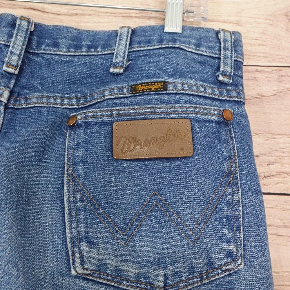 Vintage Wrangler Jeans 33x30 (34x32) Blue Medium Regular Fit Straight Denim